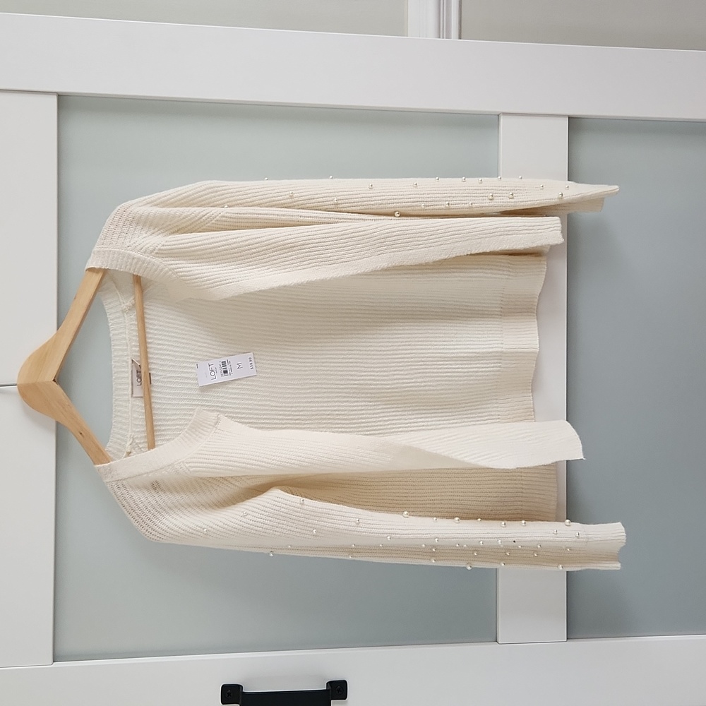 Any Raylor Loft Cream sweater with pearls